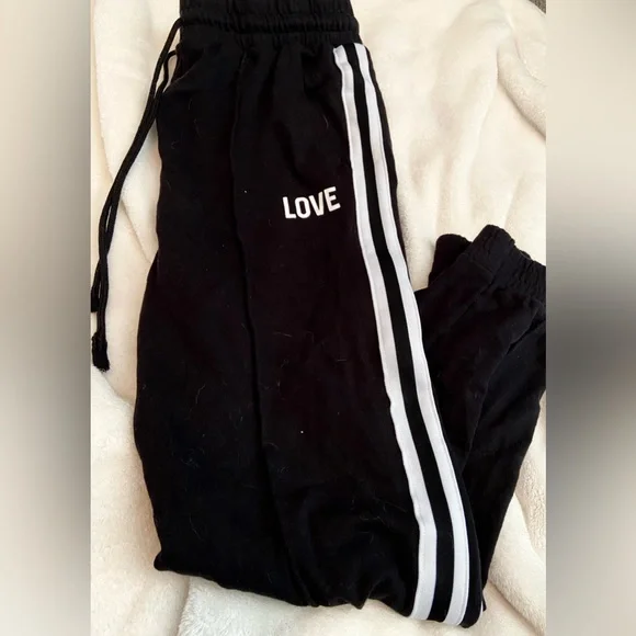 Joggers - Picture 2 of 5